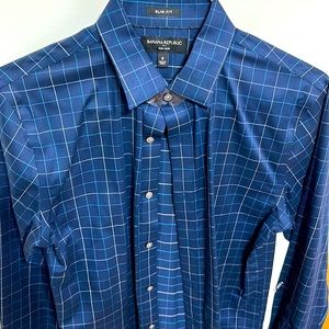 Men’s small slim fit button up